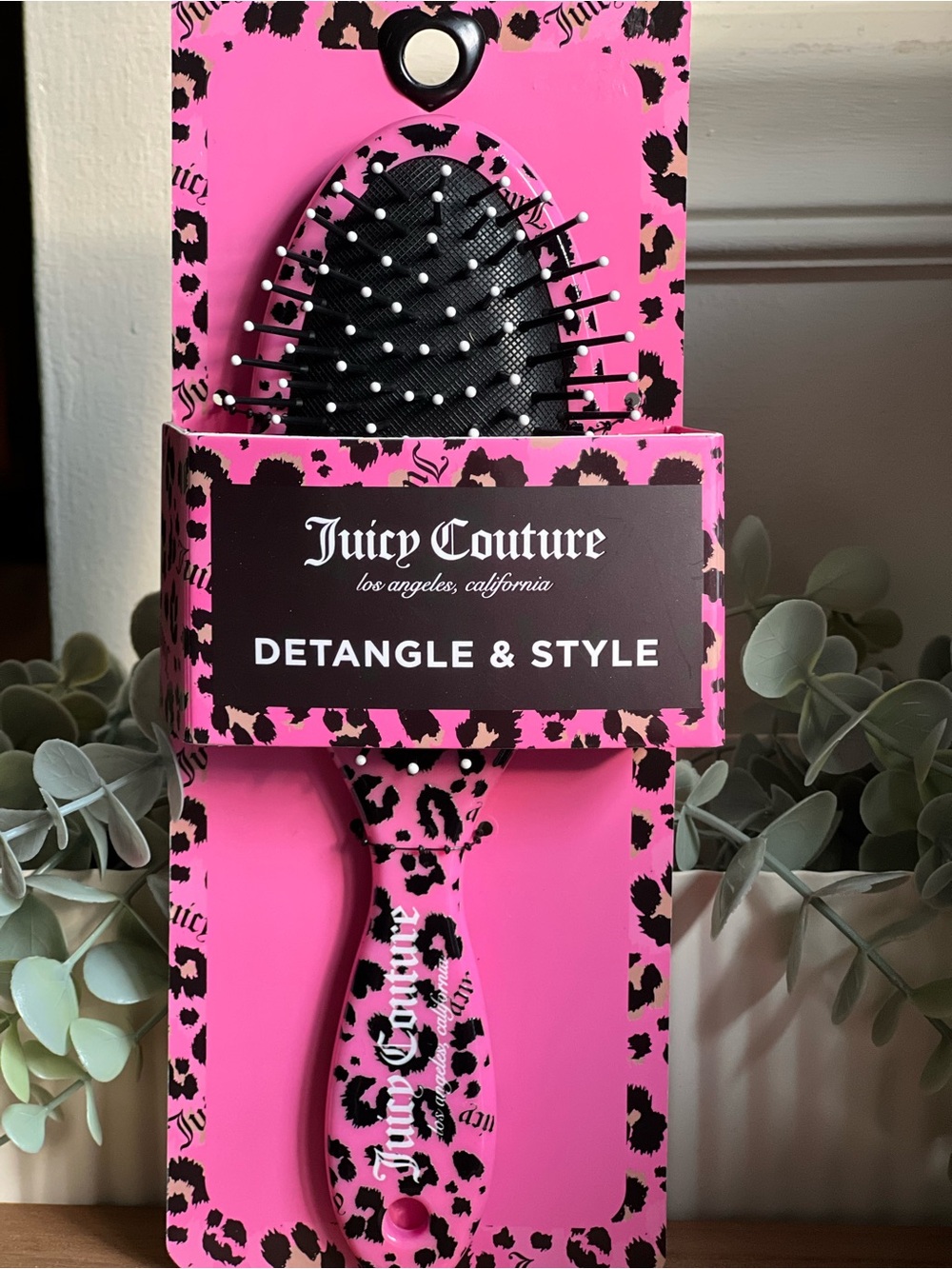 Juicy Couture Pink Leopard Detangling Hair Brush